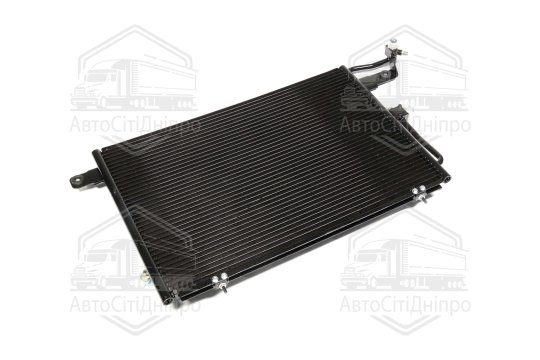 Конденсор кондиціонера AUDI 100/A6 MT/AT 90-97 (Van Wezel)