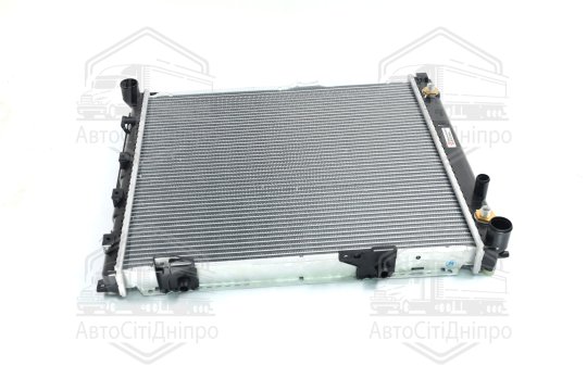 Радіатор охолодження двигуна MB W124 25D/30D 93-95 (Van Wezel)