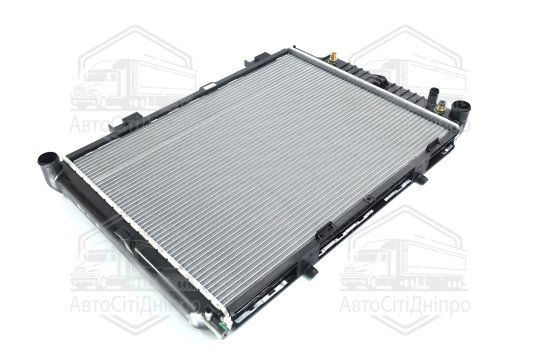 Радіатор охолодження двигуна MB W210 +/-AC автомат 95-02 (Van Wezel)