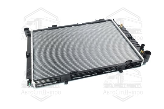 Радіатор охолодження двигуна MB W210 +/-AC автомат 95-02 (Van Wezel)