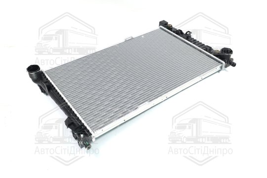 Радіатор охолодження двигуна W203(C) MT/AT +/-AC 00-02 (Van Wezel)