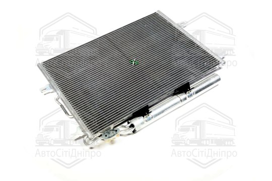 Конденсор кондиціонера MBW211 E200>500 02-MT/AT (Van Wezel)