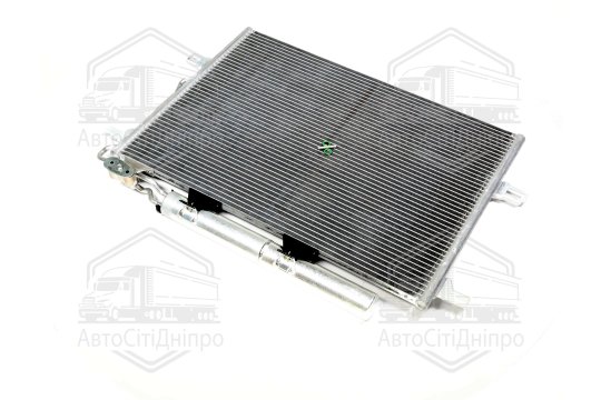 Конденсор кондиціонера MBW211 E200>500 02-MT/AT (Van Wezel)