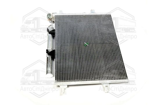 Конденсор кондиціонера MBW211 E200>500 02-MT/AT (Van Wezel)
