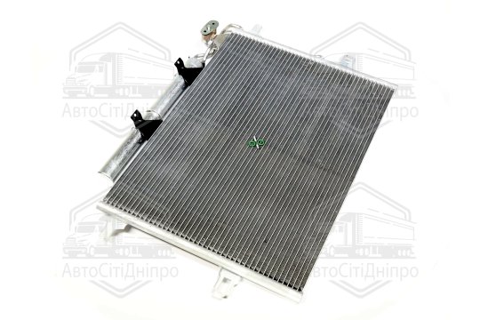 Конденсор кондиціонера MBW211 E200>500 02-MT/AT (Van Wezel)