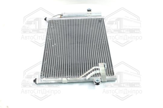 Конденсор кондиціонера HYUNDAI GETZ MT ALL 02- (Van Wezel)