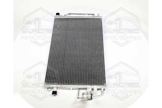Конденсор кондиціонера TUCSON/SPORTAGE ALL 04- (Van Wezel)