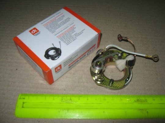 Пластина розподіл. спалах. ВАЗ конт., больш.підш. <ДК>