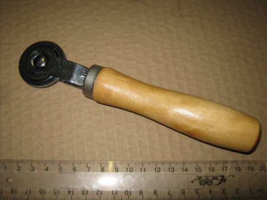 Ролик для прикатування латок 38мм*4мм <ДК>