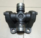 Фланець-вилка валу карданного в зб. 130-2201023 (з хрестов., задн. моста)