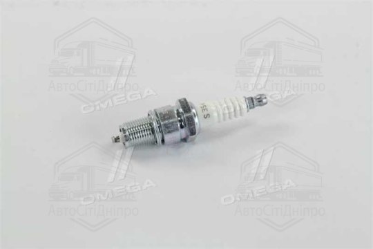 Свічка запалювання BMW 316 (E30) 87-88  NISSAN PATROL 4.2 -92 (вир-во NGK)