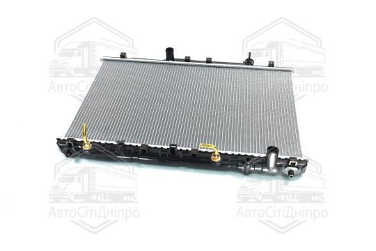 Радіатор охолодження TOYOTA CAMRY (XV1) (91-) 2.2 i 16V (вир-во Nissens)