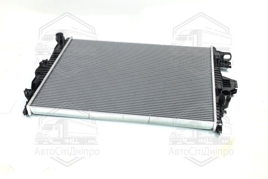 Радіатор охолодження PORSCHE Cayenne/VW Touareg 2010 (вир-во Nissens)