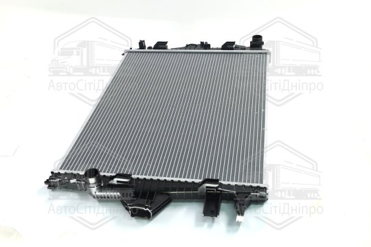 Радіатор охолодження PORSCHE Cayenne/VW Touareg 2010 (вир-во Nissens)