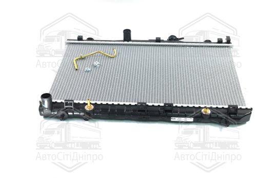 Радіатор охолодження KIA CERATO (LD) (04-) 1.6/2.0 AT (вир-во Nissens)