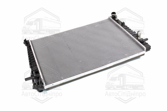 Радіатор охолодження двигуна Hyundai Tucson/Kia Sportage 04- 2.0 CRDi (вир-во Nissens)