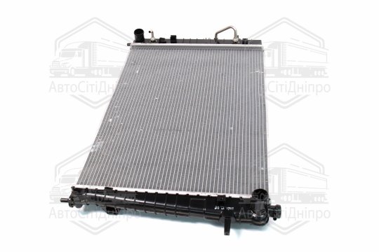 Радіатор охолодження двигуна Hyundai Tucson/Kia Sportage 04- 2.0 CRDi (вир-во Nissens)