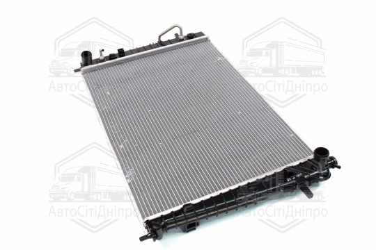Радіатор охолодження двигуна Hyundai Tucson/Kia Sportage 04- 2.0 CRDi (вир-во Nissens)