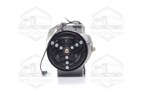 Компресор кондиціонера AUDI A4 94-00, VW Passat V 1.9 TDi (Nissens)