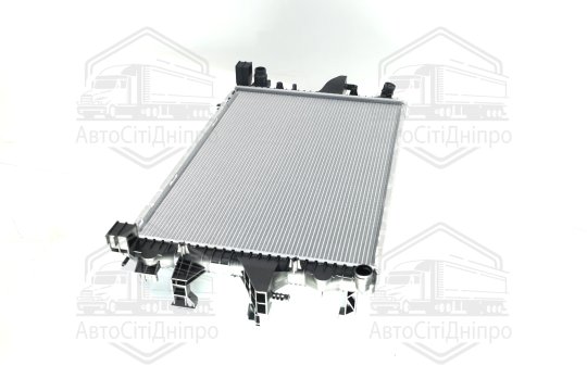 Радіатор охолодження двигуна VW Transporter 2.5D 03- (вир-во NRF)