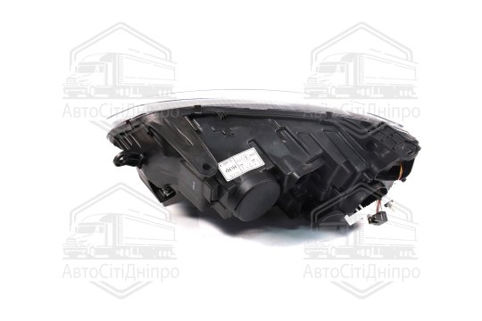 Фара права Duster II