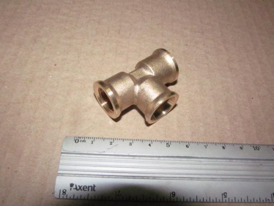 З'єднувач пневматичний різьбовий-Р5 Т-подібний М16х1.5-М16х1.5 латунь (RIDER)