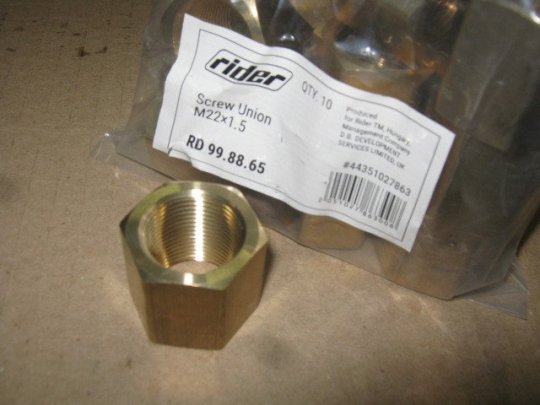 Муфта пневматична М22х1.5 сталь (RIDER)