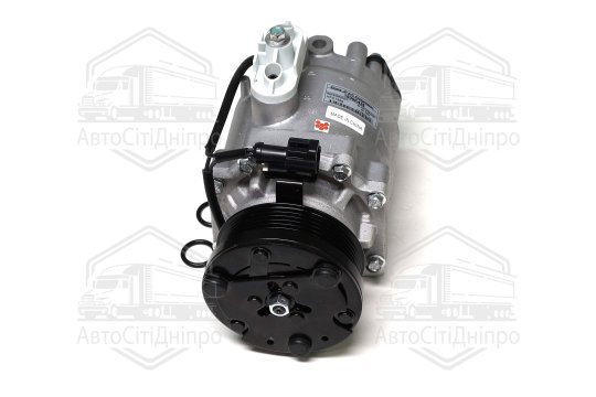 Компресор кондиціонера FORD TOURNEO CONNECT (2002) 1.8 TDCI (Van Wezel)
