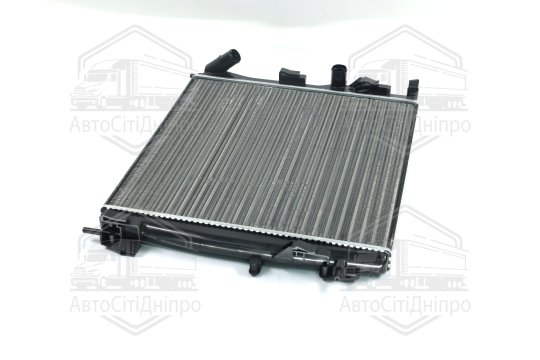 Радіатор охолодження двигуна KANGOO/KUBISTAR MT 01- (Van Wezel)