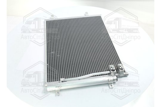 Конденсор кондиціонера PASSAT7 16/20/19TDi/20TDi (Van Wezel)