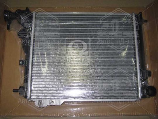 Радіатор охолодження HYUNDAI GETZ (TB) (02-) 1.1-1.6i MT (вир-во Van Wezel)