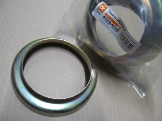 Чашка пружини ВАЗ 2101 передня (мала) <ДК>