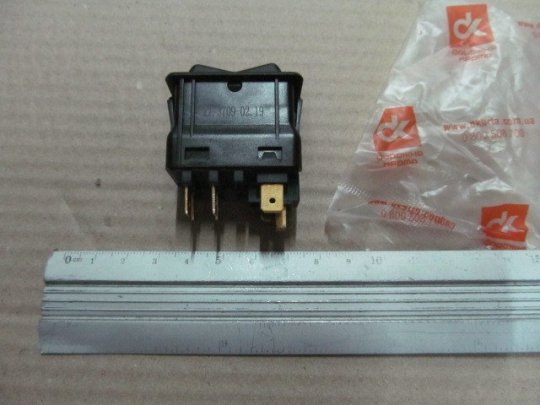 Кнопка відчинення дверей ПАЗ <ДК>