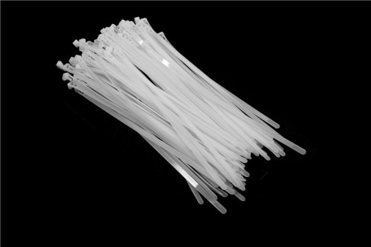 Хомут пластиковий багаторазового використання 6х300 мм., білий 100 шт./уп. <ДК>