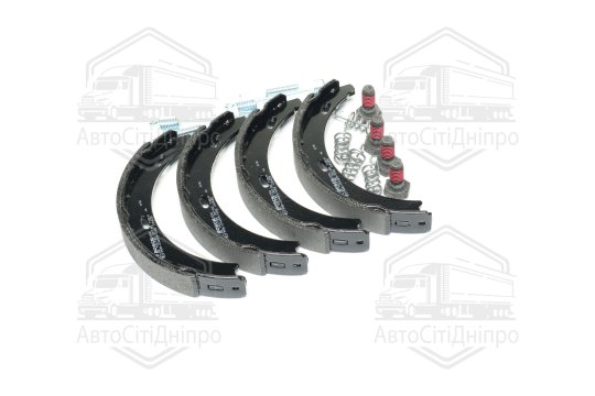 Колодка стоянкового гальма MERCEDES E-CLASS (W210) C-CLASS (W202) (вир-во Bosch)
