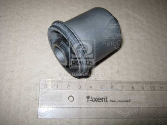 Сайлентблок важеля NISSAN SERENA, VANETTE 91-01 перед. міст низ (Вир-во FEBEST)