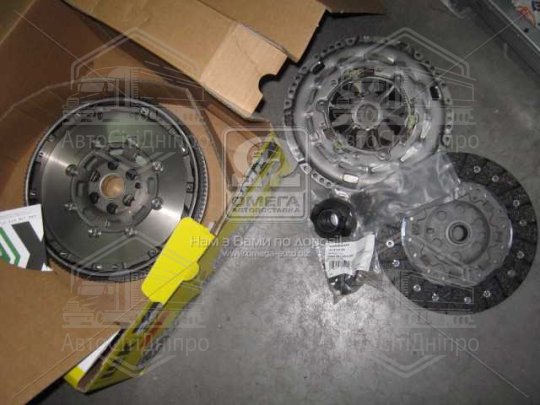 Зчеплення+маховик VW TRANSPORTER V 1,9TDI 03-09 (Вир-во LUK)