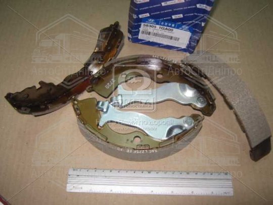 Колодки гальмівні задні барабанні Hyundai Accent 07-/Kia Rio 06- (вир-во Mobis)