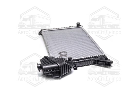 Радіатор охолодження двигуна MERCEDES Sprinter (вир-во NRF)