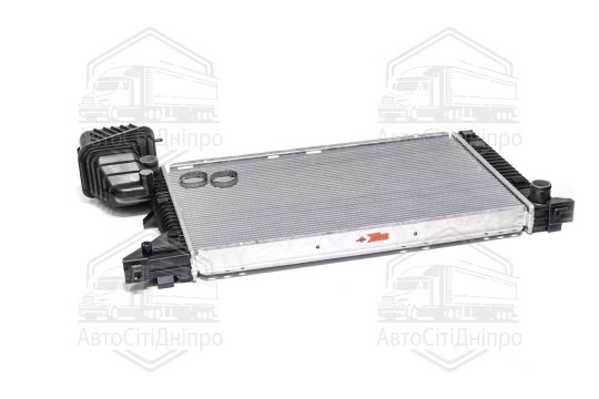 Радіатор охолодження двигуна MERCEDES Sprinter (вир-во NRF)