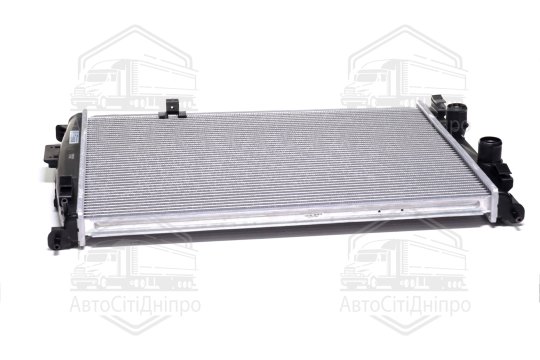 Радіатор охолодження двигуна NISSAN Qashqai 1.6 07- (вир-во NRF)