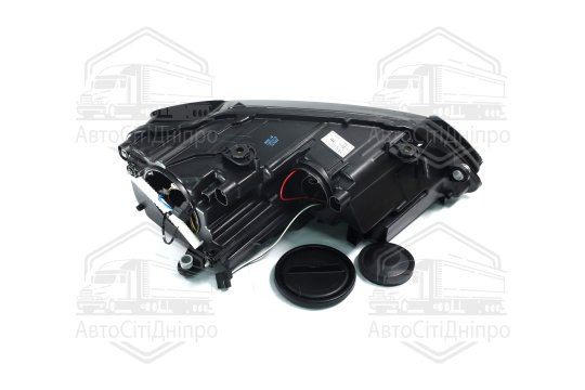 Фара лів. VW JETTA 11-14 (TYC)