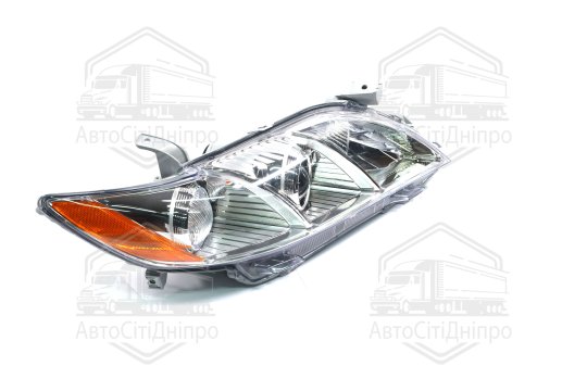 Фара пра. TOYOTA CAMRY 06-11 (вир-во TYC)