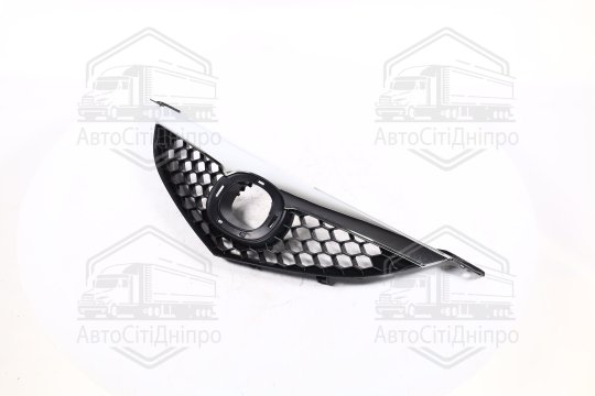 Решітка радіатора MAZDA 3 SDN 04- (TEMPEST)
